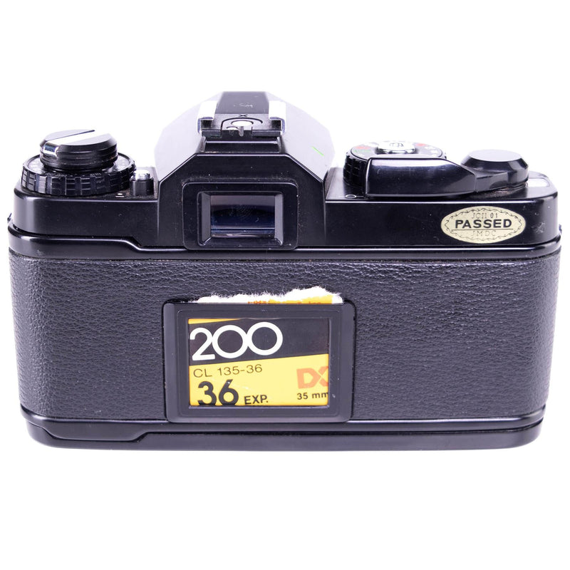 Chinon CE-4 Camera | Auto Chinon 50mm f1.7 lens | K mount | Black | Japan | 1980