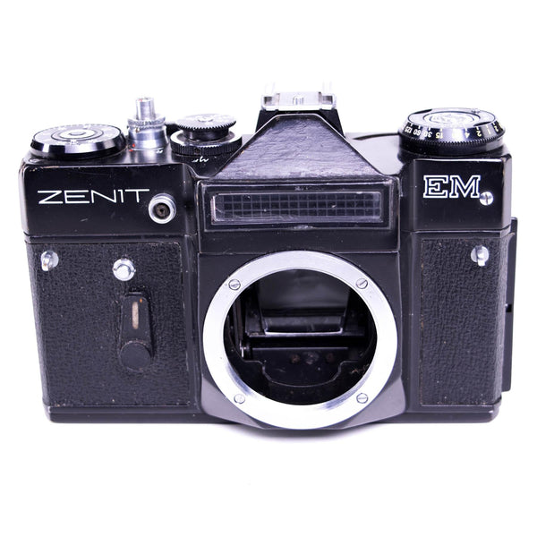 Zenit EM Camera body | Black | M42 | Soviet union | 1972 - 1984